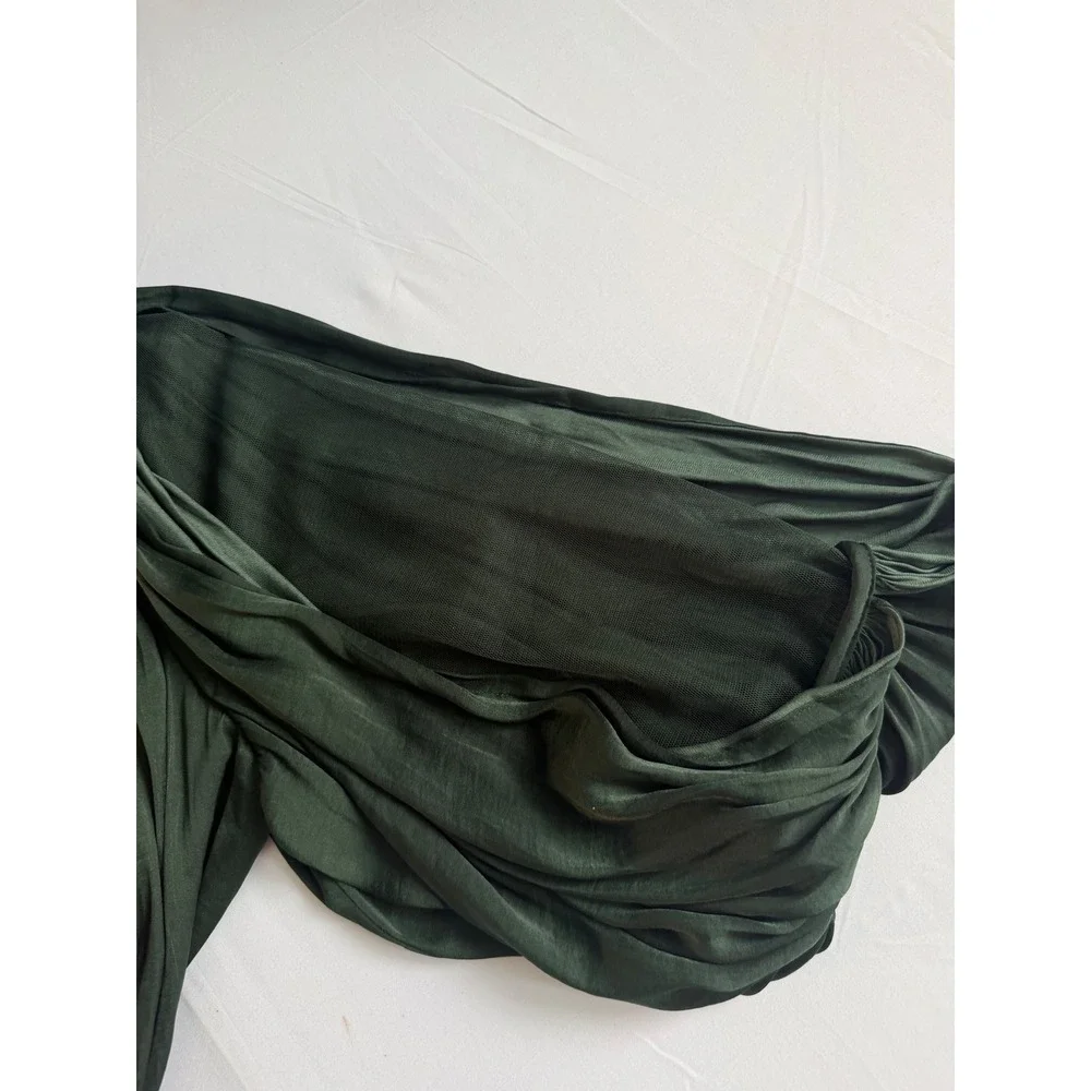 Banana Republic puff front sophisticated